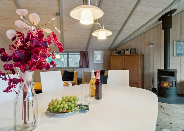 Agnesa - 700m From The Sea By Interhome Vester Somarken