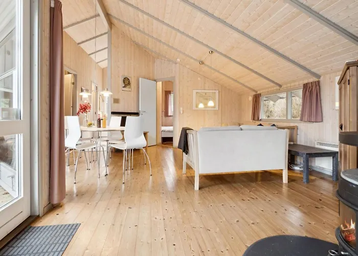 Hébergement de vacances Agnesa - 700m From The Sea By Interhome